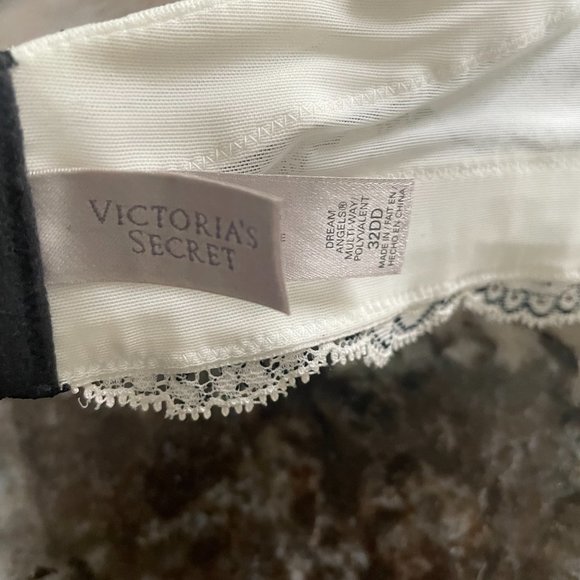 Victoria's Secret Dream Angels Strapless Bra - Picture 4 of 4